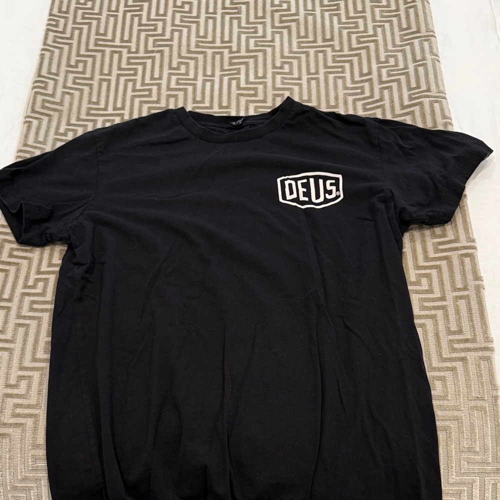 Men's Black Short Sleeve Tee